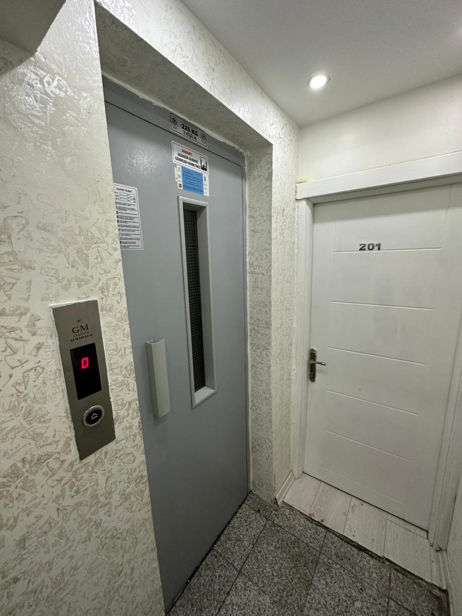 Taksim Istiklal Suites Istanbul Exterior photo